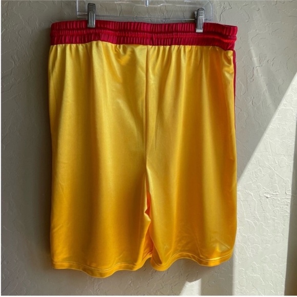 Dodgeball Average Joe's Dodgeball
Underdog Halloween Costume XL - Picture 8 of 14